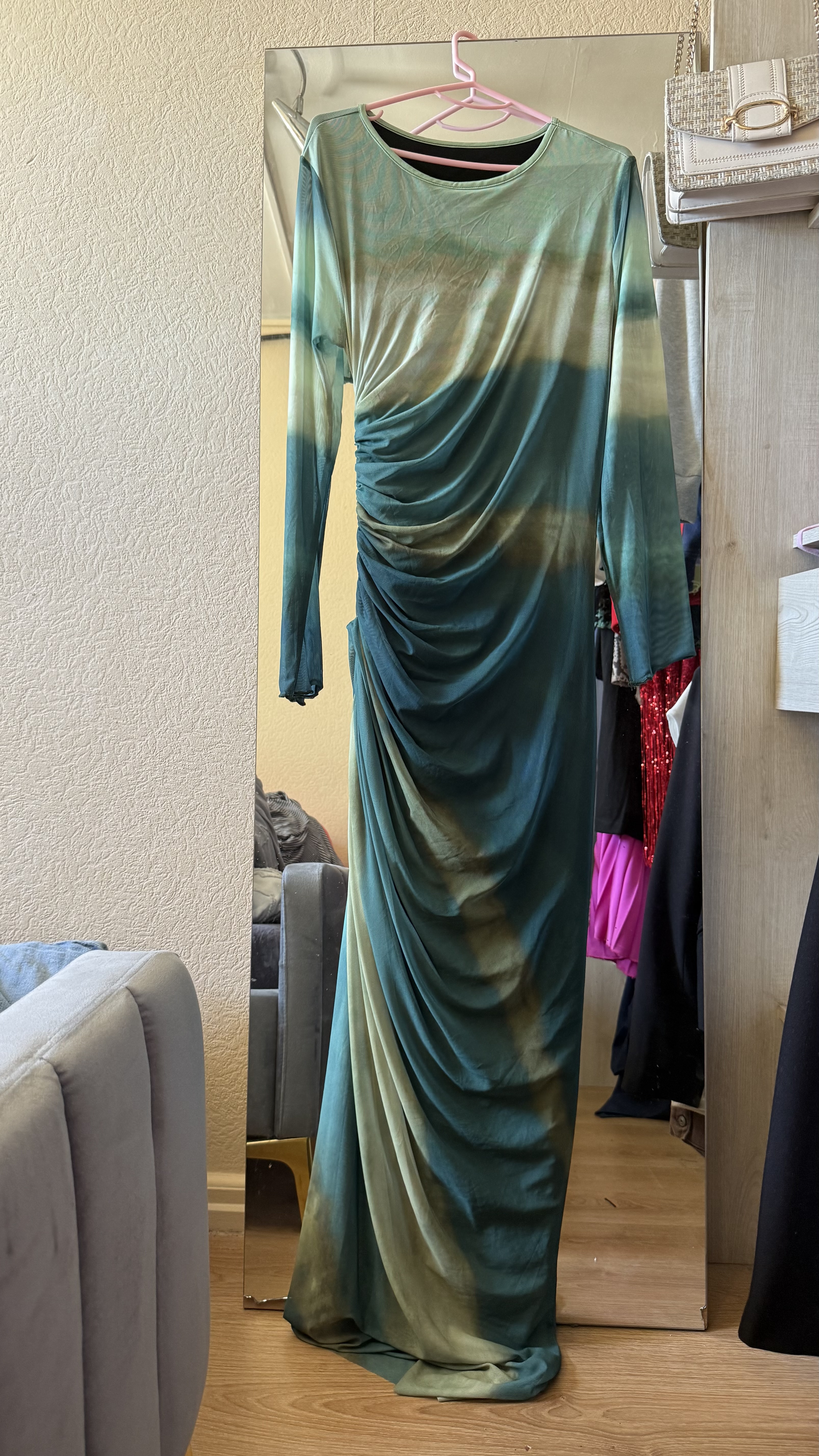 Robe longue manches
