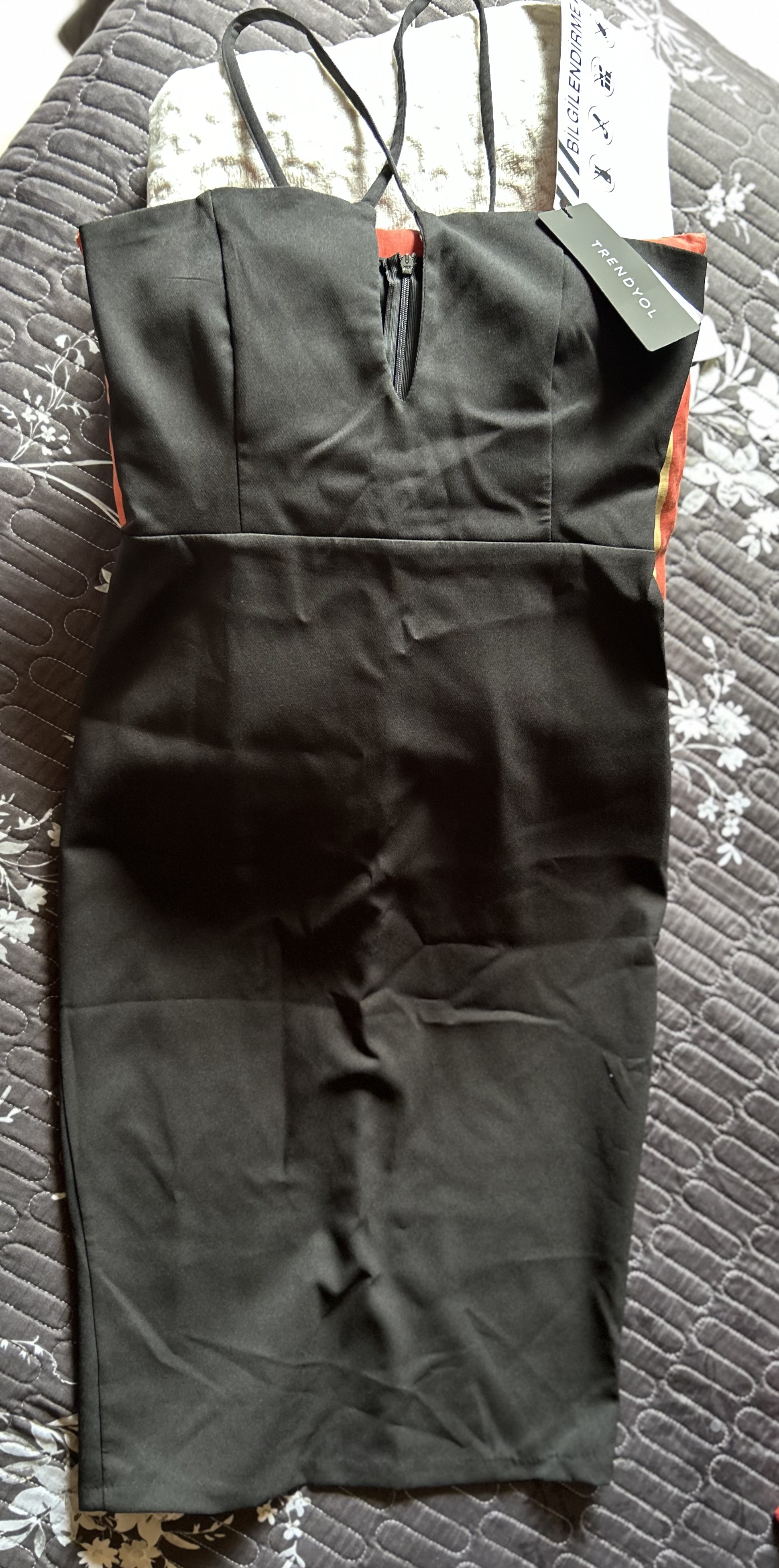 Robe noire