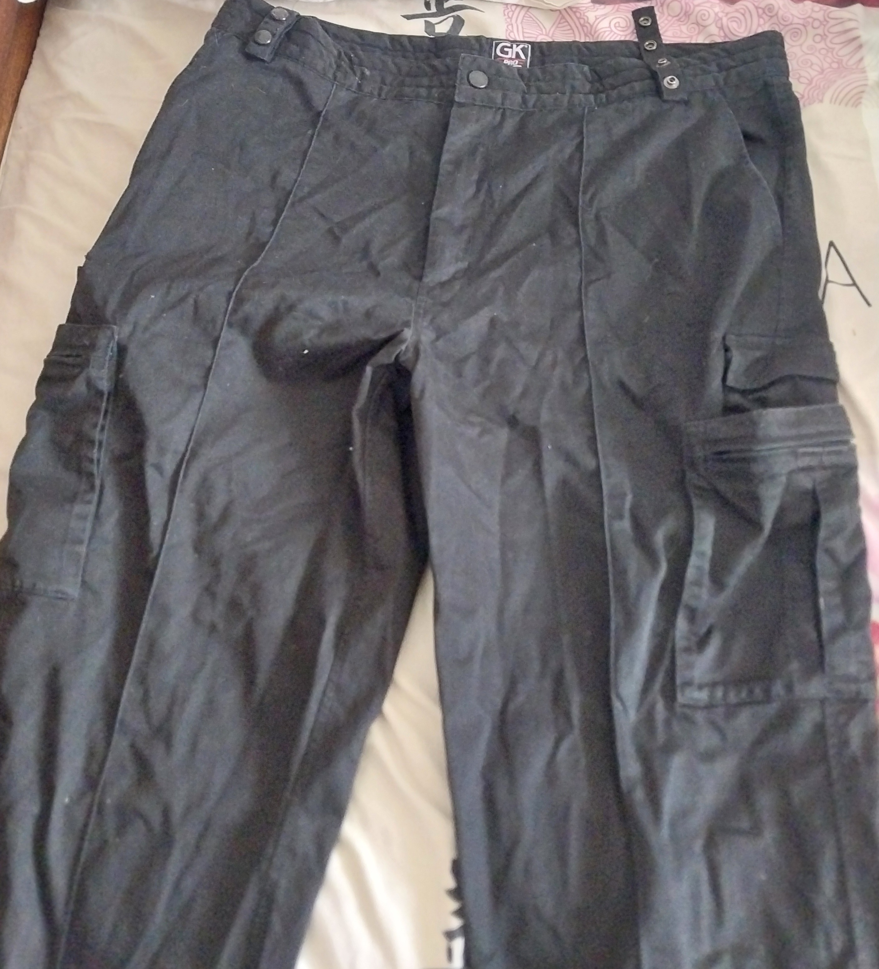 Pantalon cargo multipoches