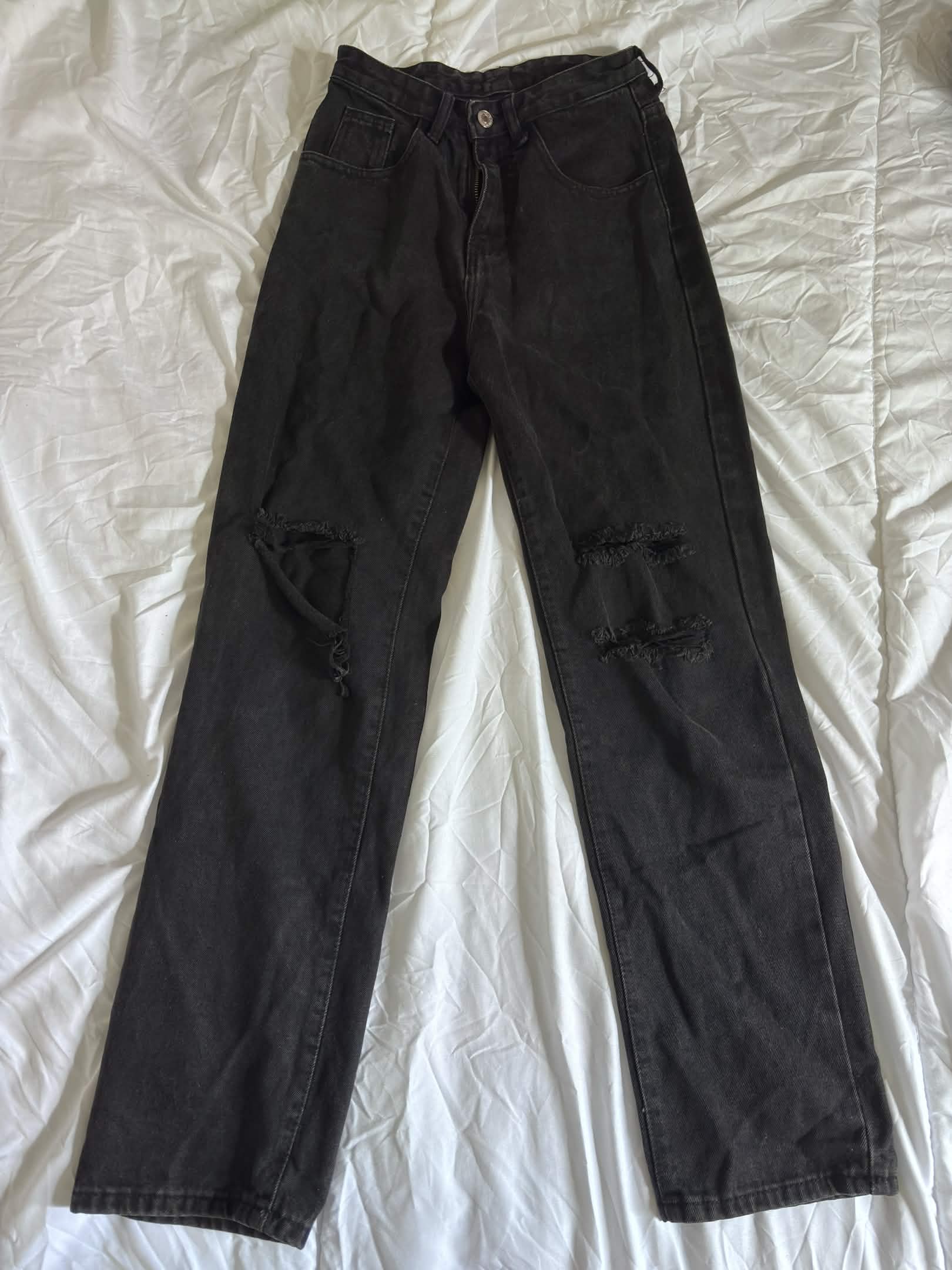 Jean destroy (déchirures)