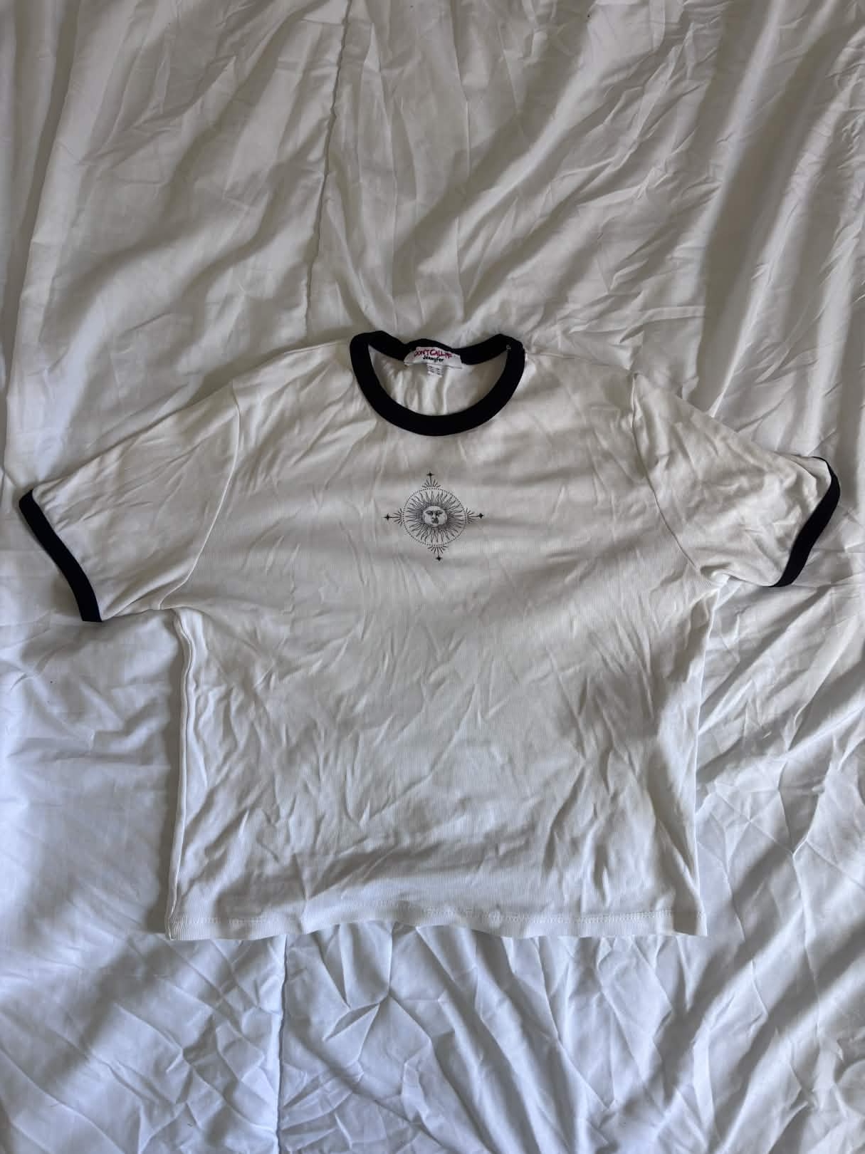 T-shirt blanc “soleil mystique"