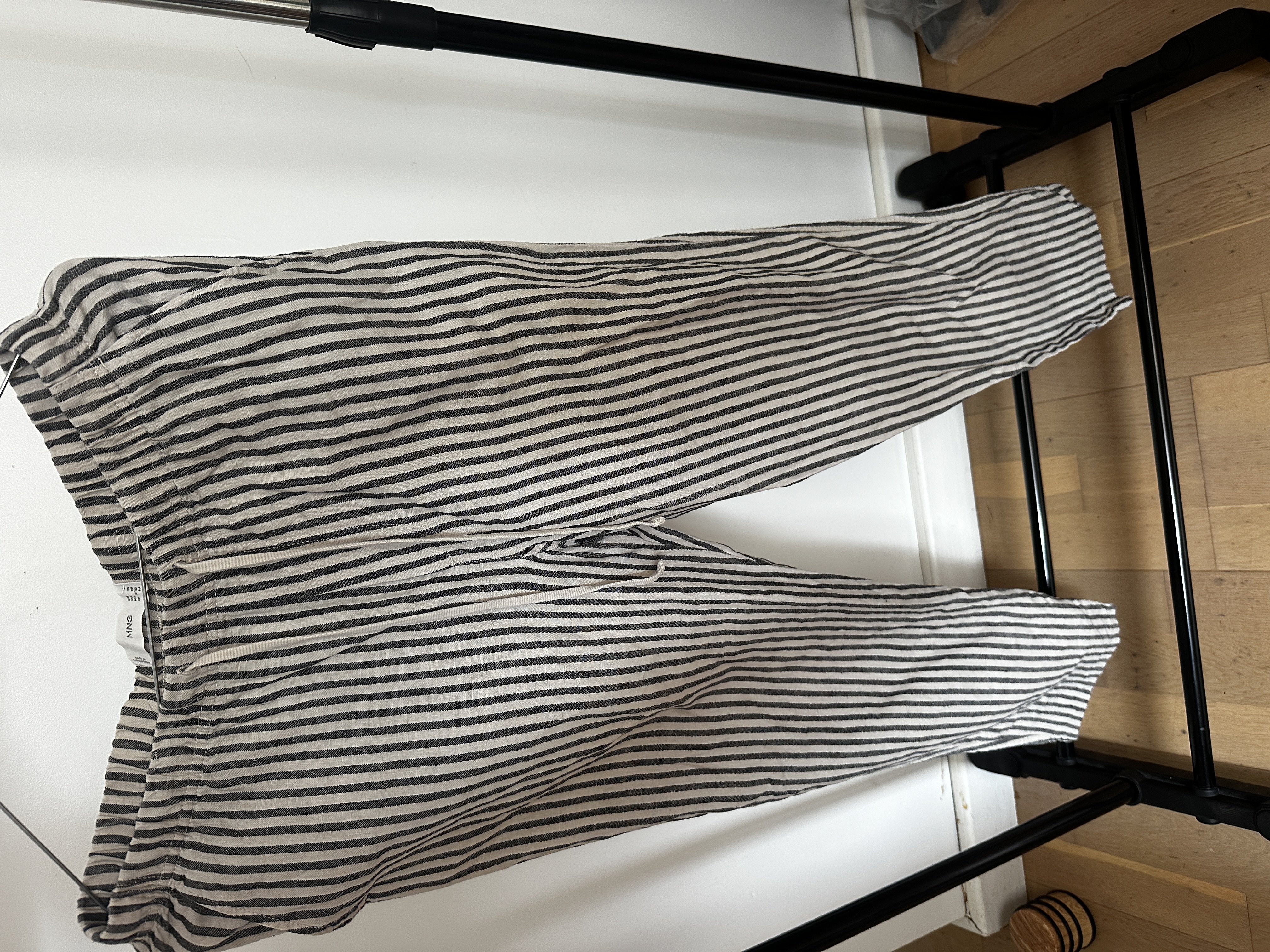 Pantalon à rayures Mango taille S