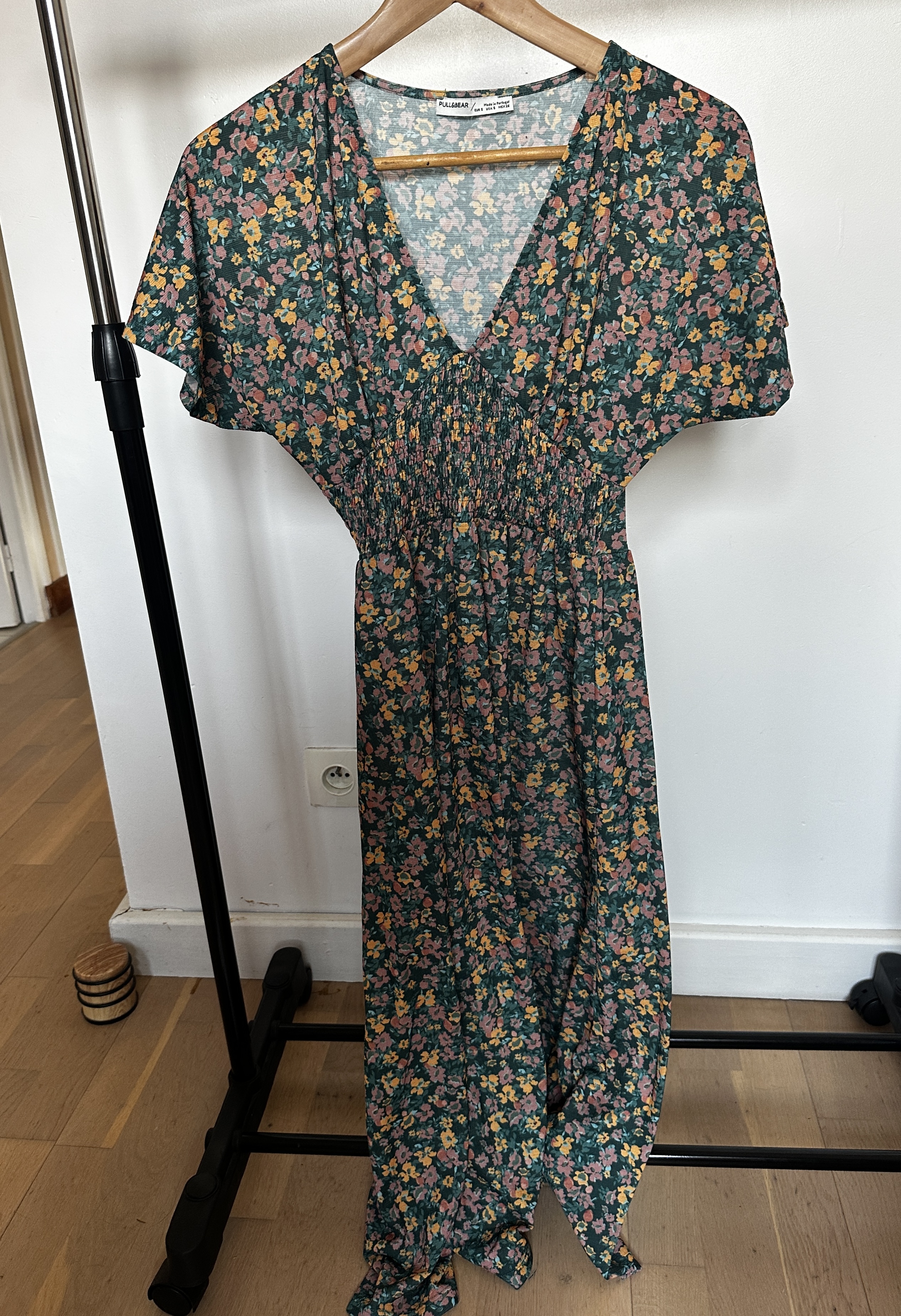 Robe longue fleurie Pull and Bear S