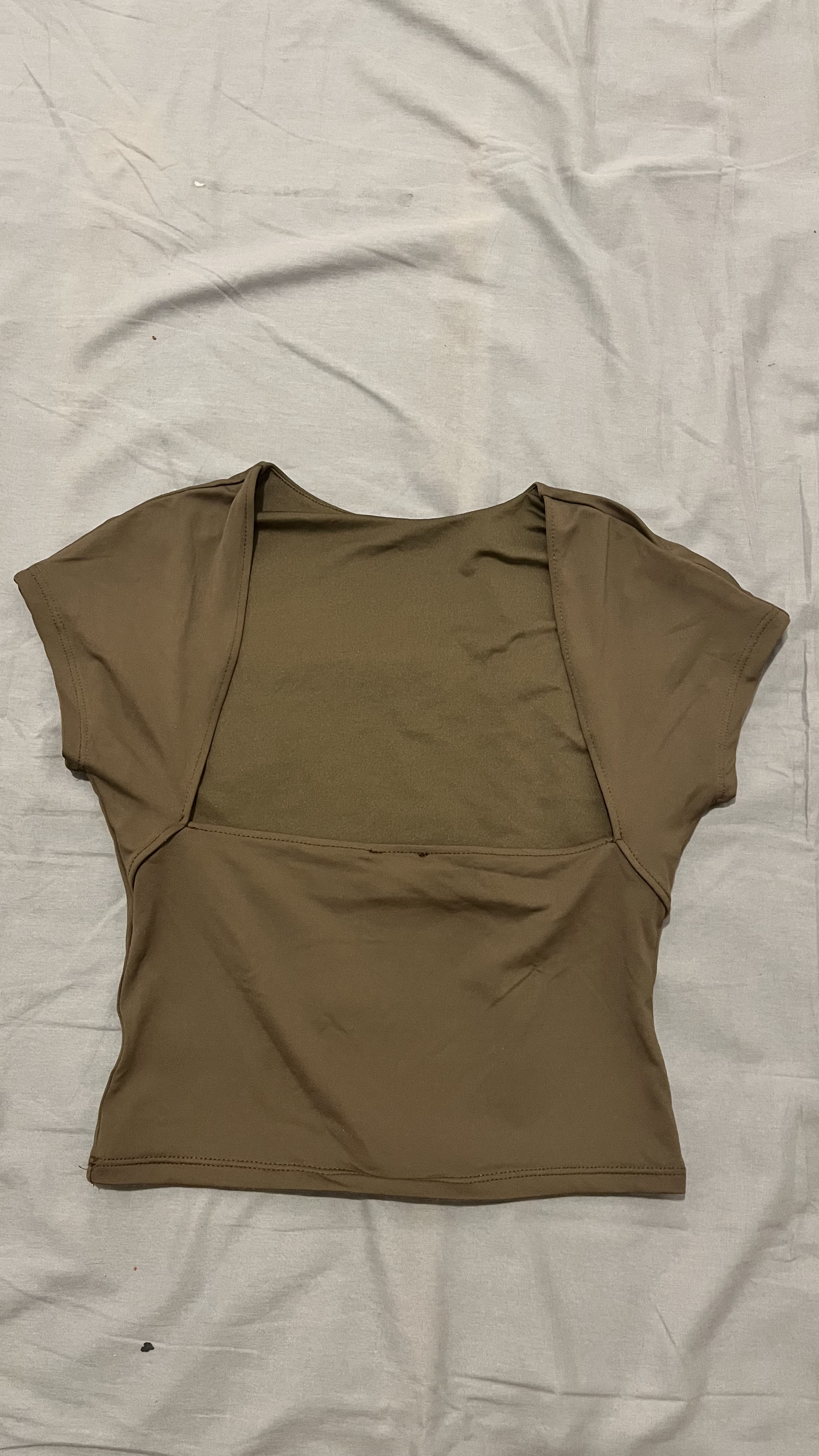 Haut marron dos nus