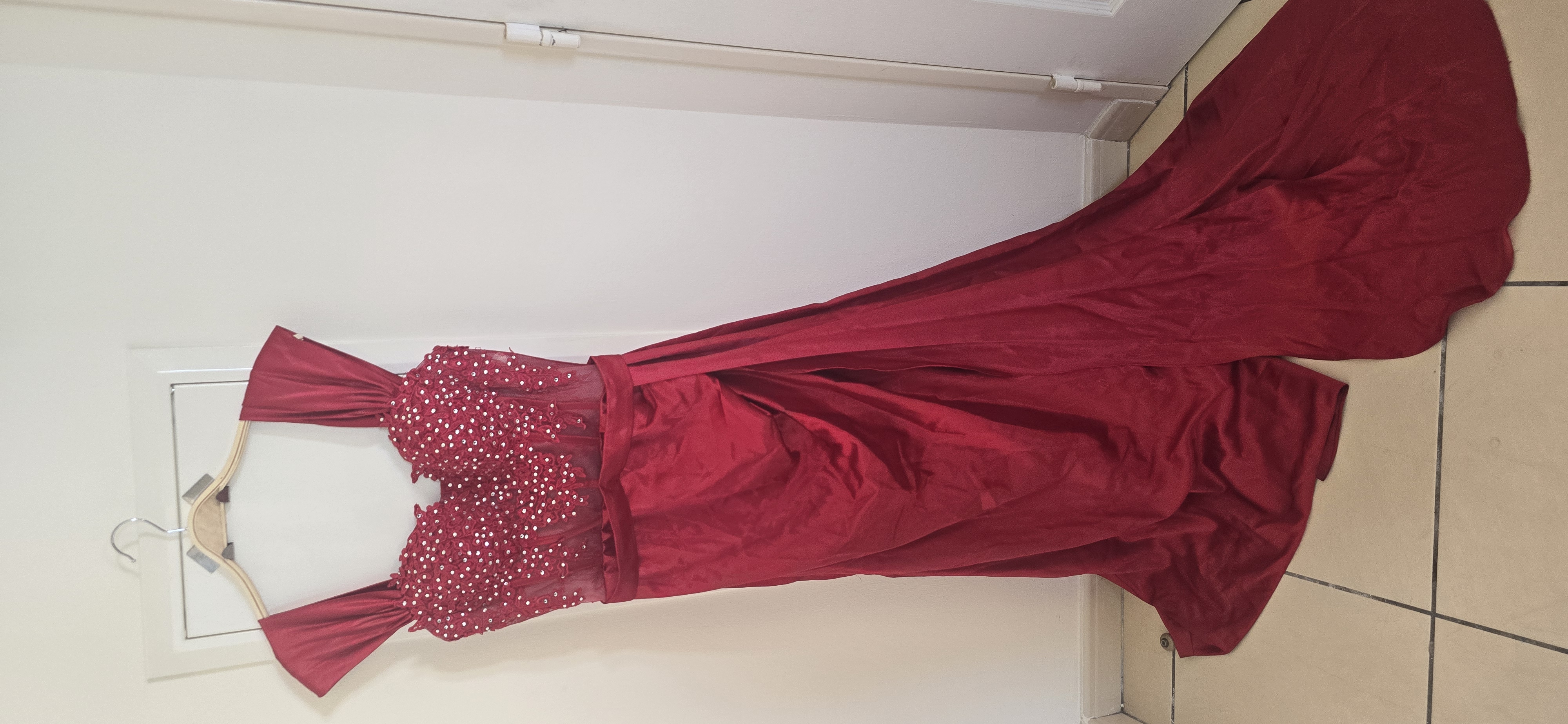 Robe rouge bustier