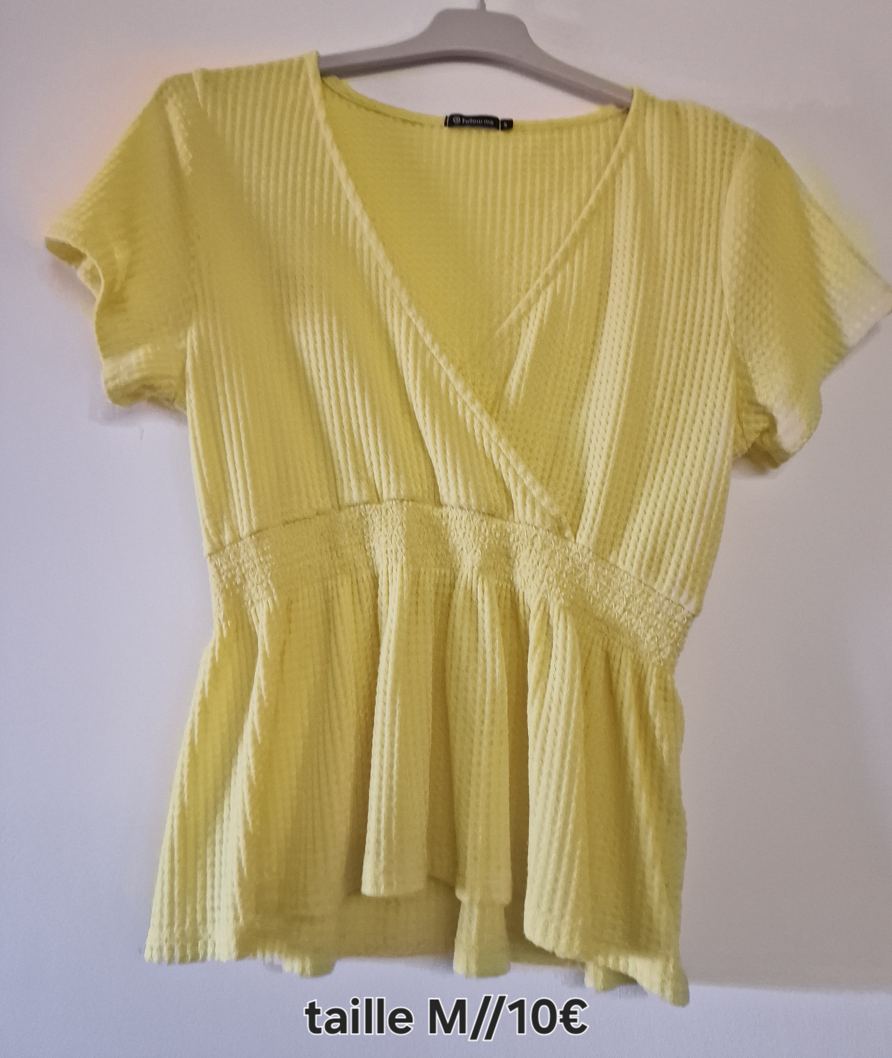 Vend haut jaune