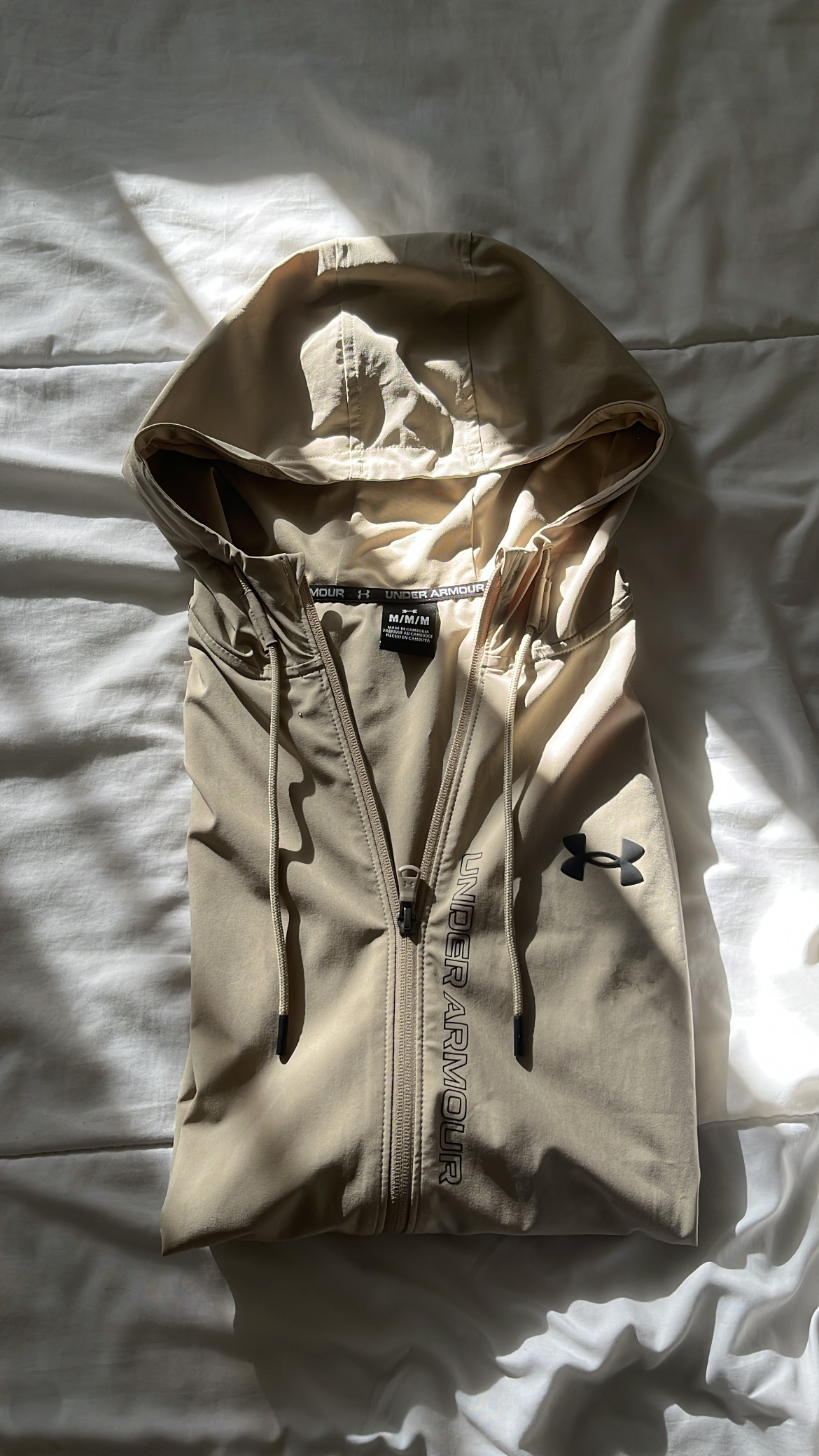 Veste coupe-vent Under Armour beige taille M - Excellent éta
