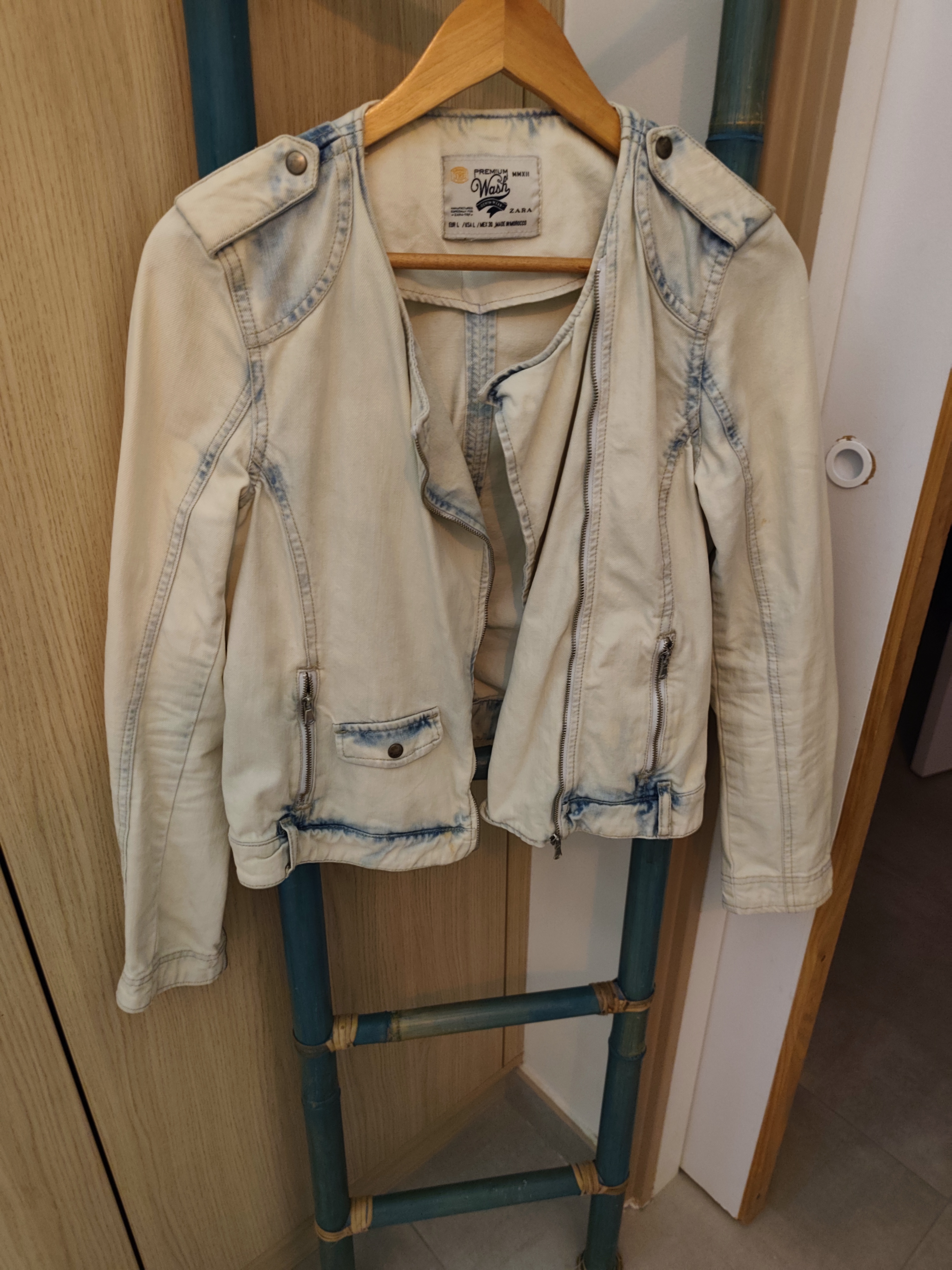 Veste en jean délavé Zara