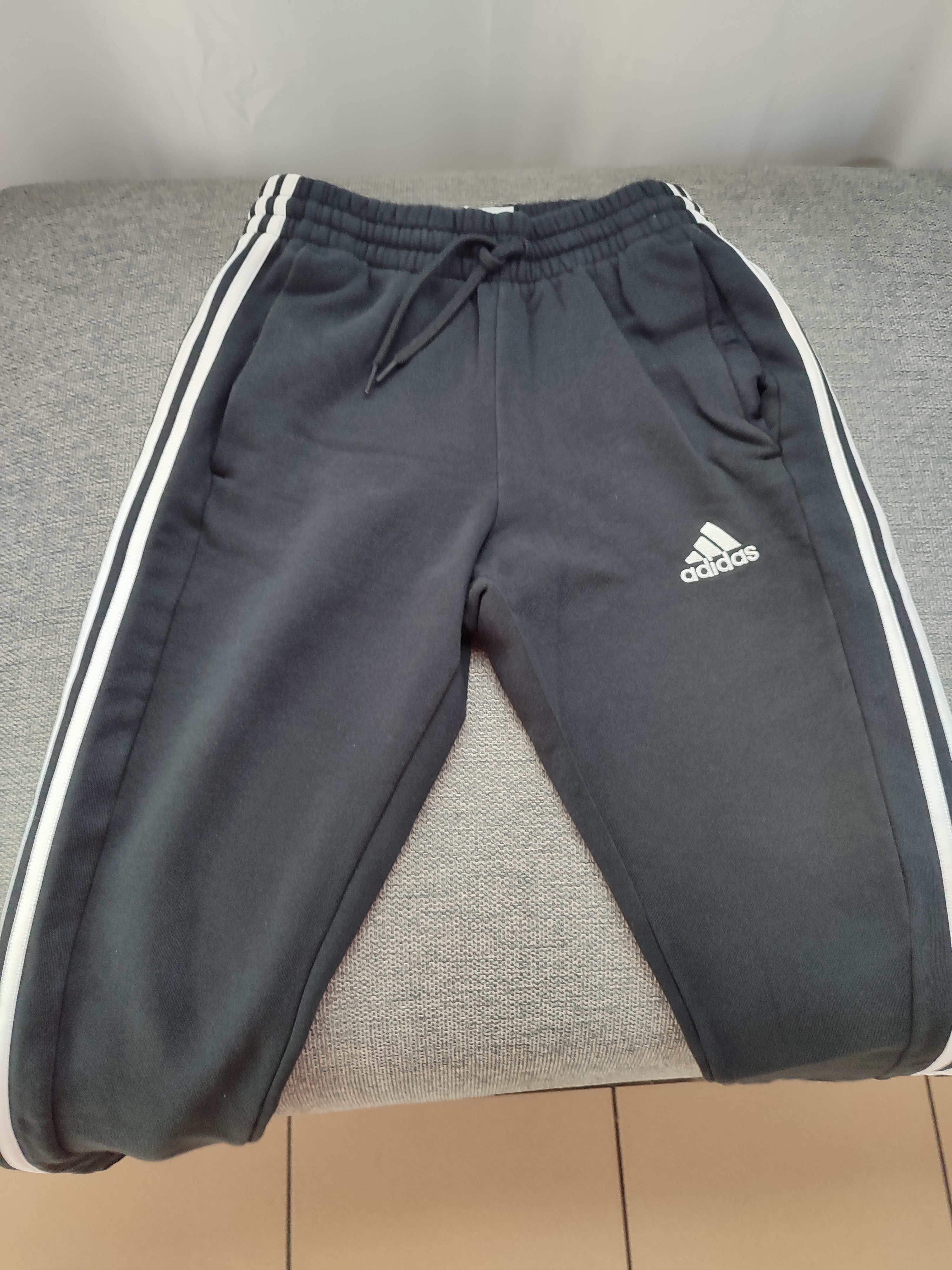Bas de survêtement noir adidas