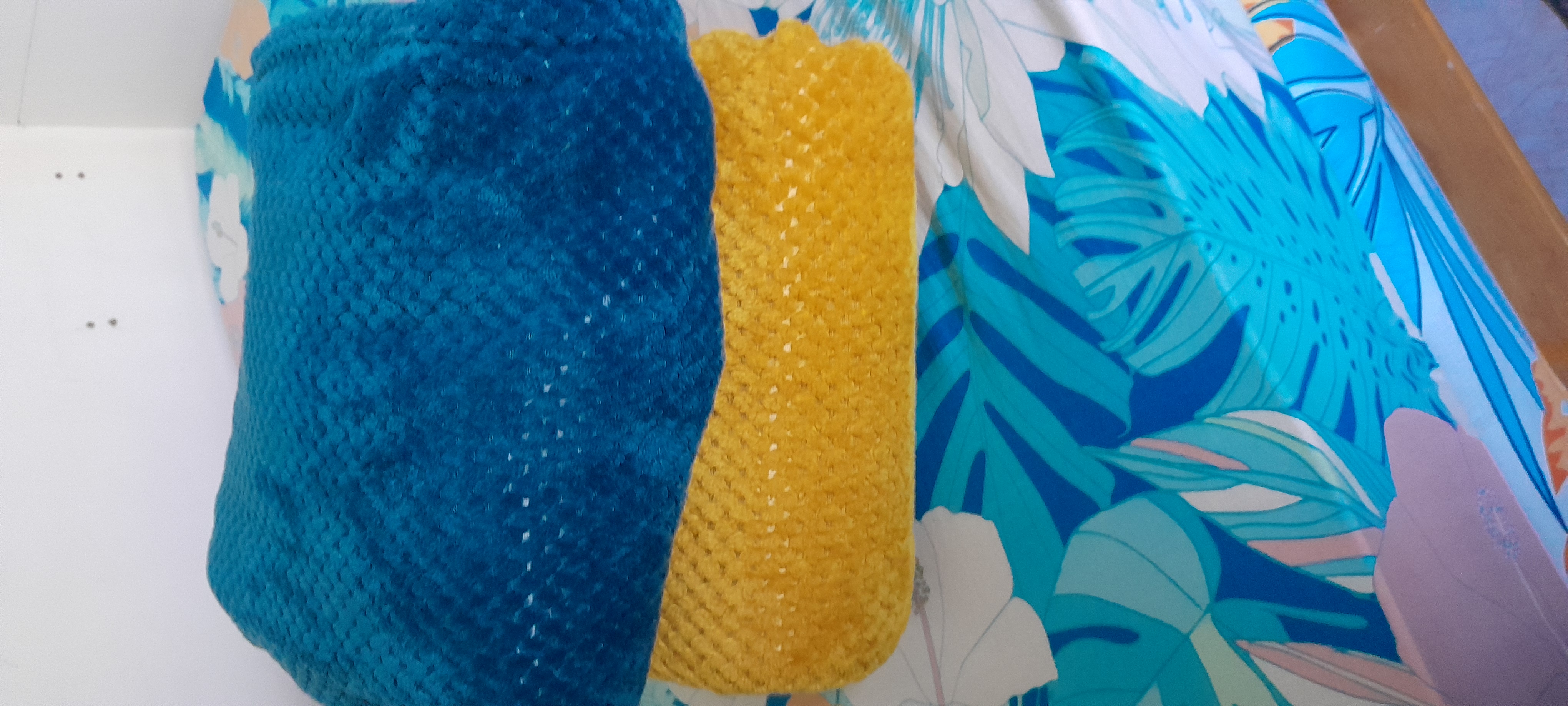 Couverture Polyester 100% 2 Pour 20€