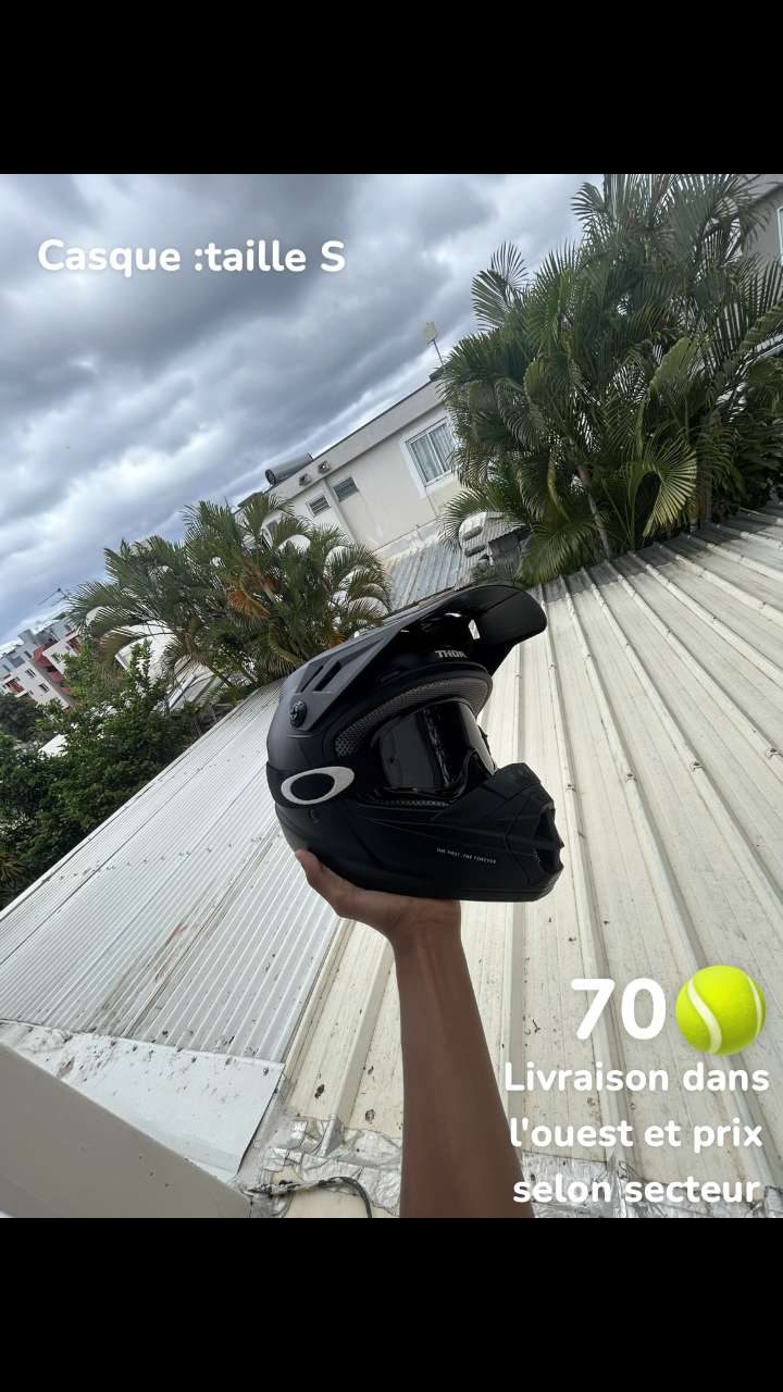 Casque de moto taille s