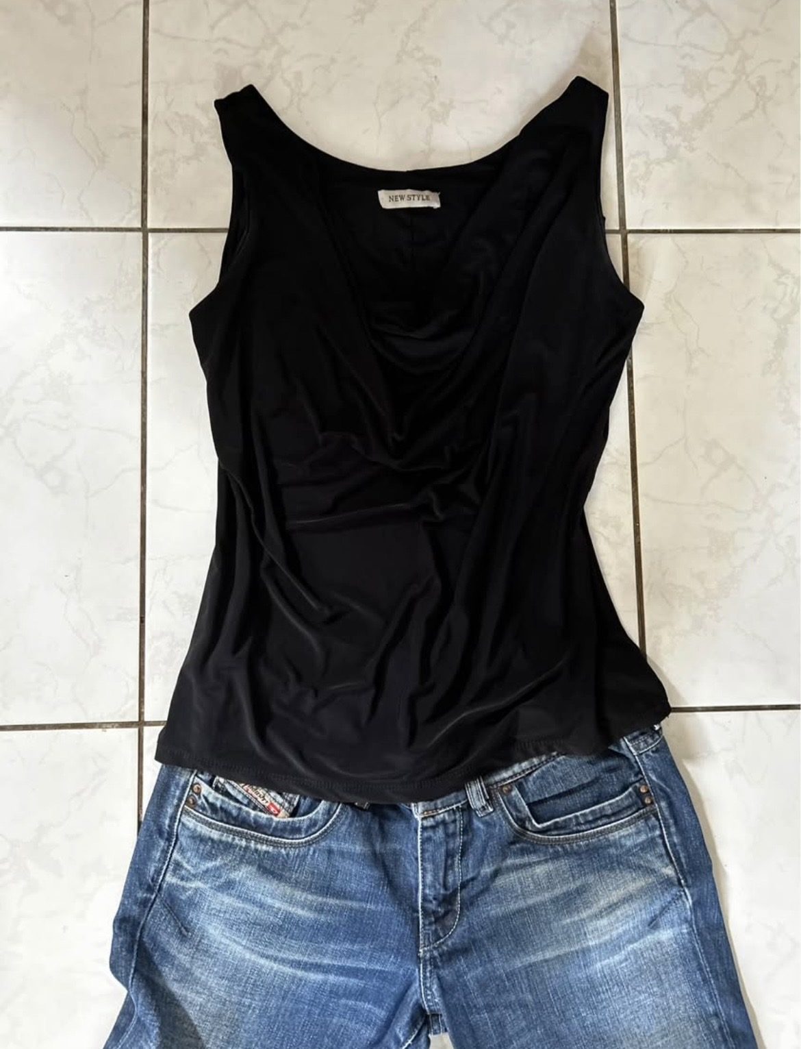 Haut noir