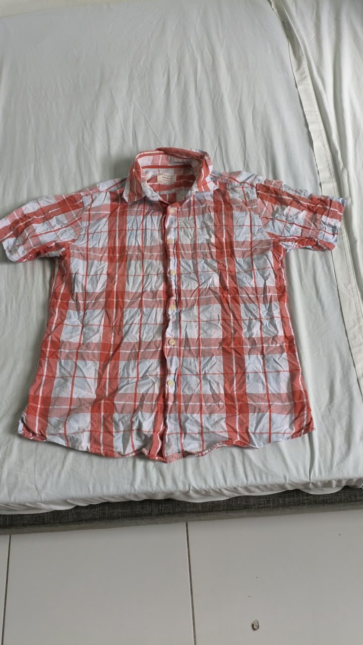 Chemise blanche et orange à carreaux, manches courtes — M
