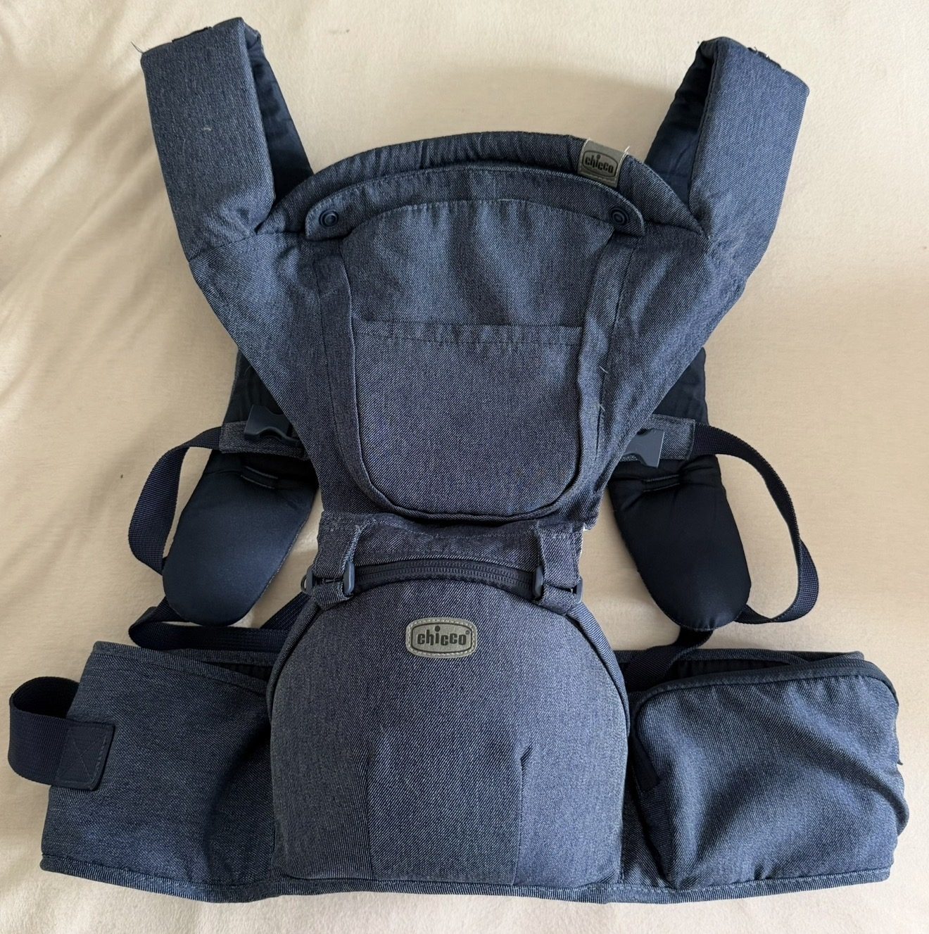Porte-bébé Chicco Hip Seat Carrier – Bleu jean – Jusqu’à 15 kg