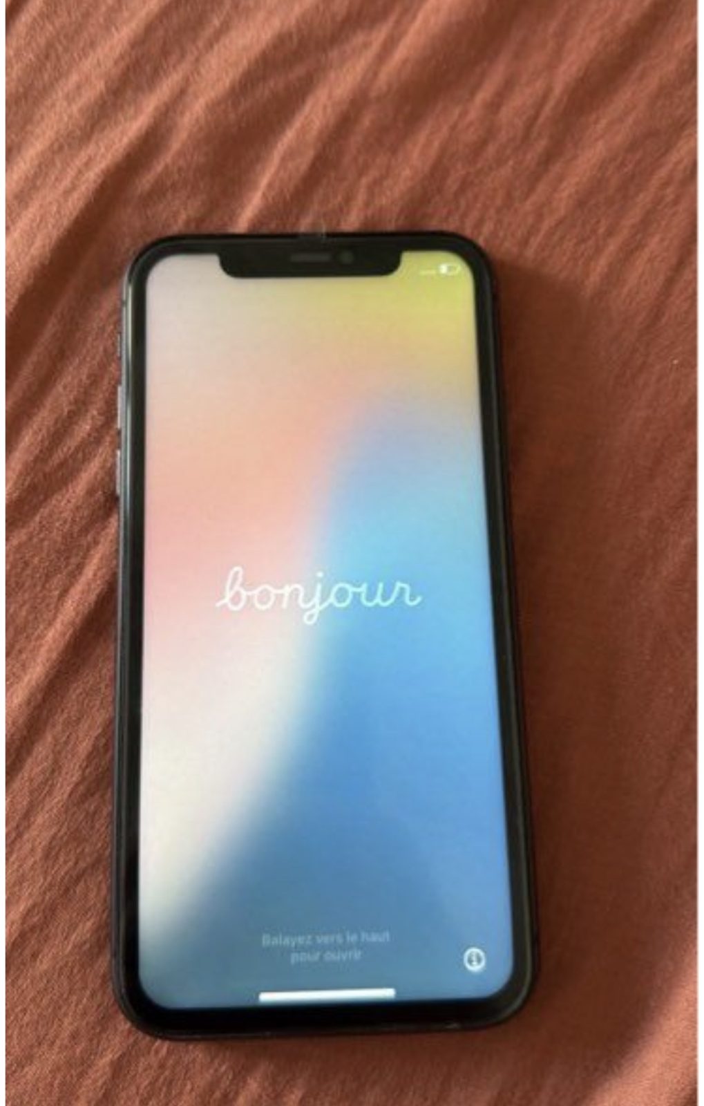 iPhone 11 - noir - 64 Go - très bon état