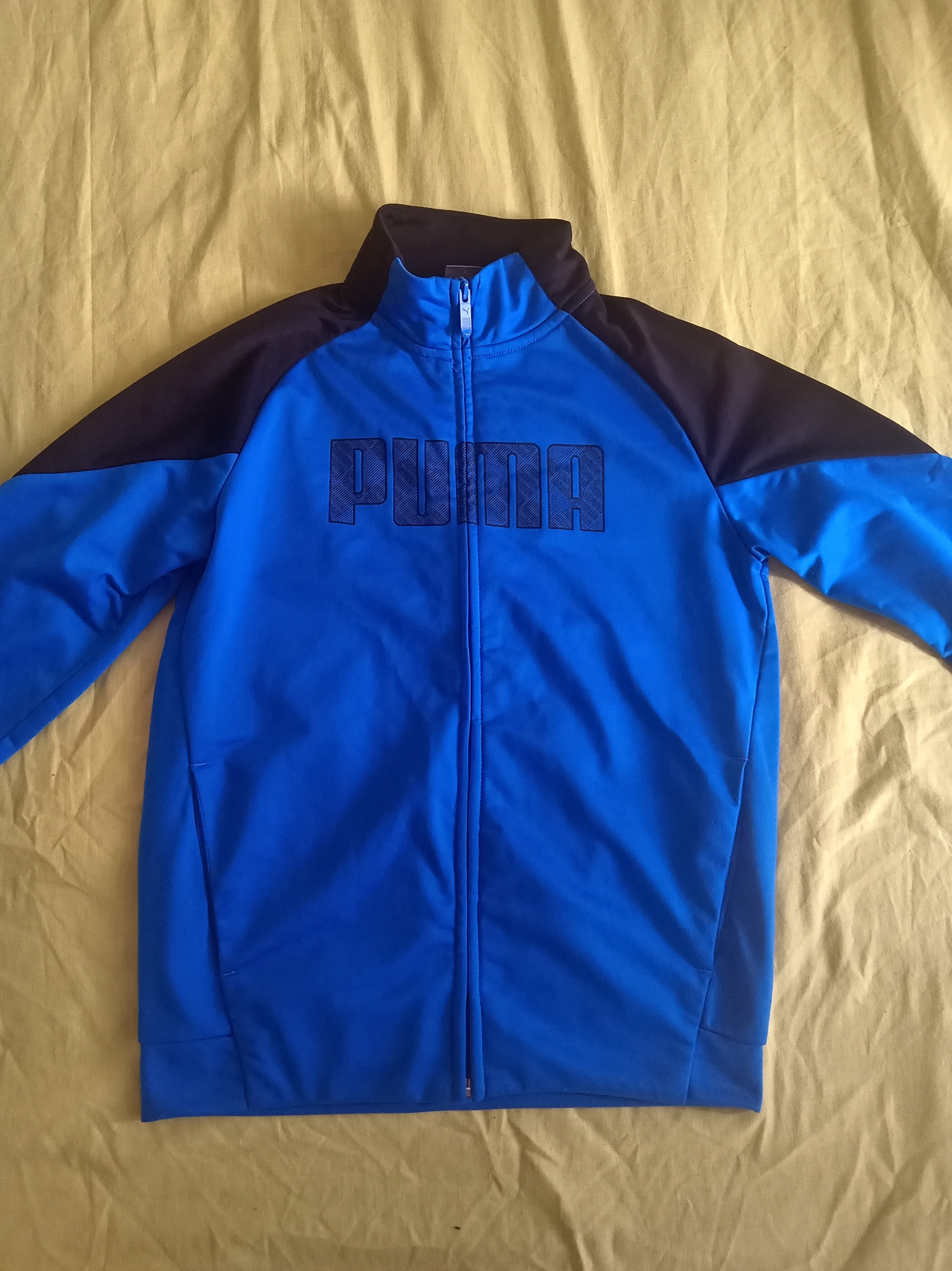 Vends veste Puma