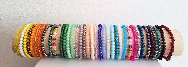 Bracelets cristaux, création fait main , divers colories