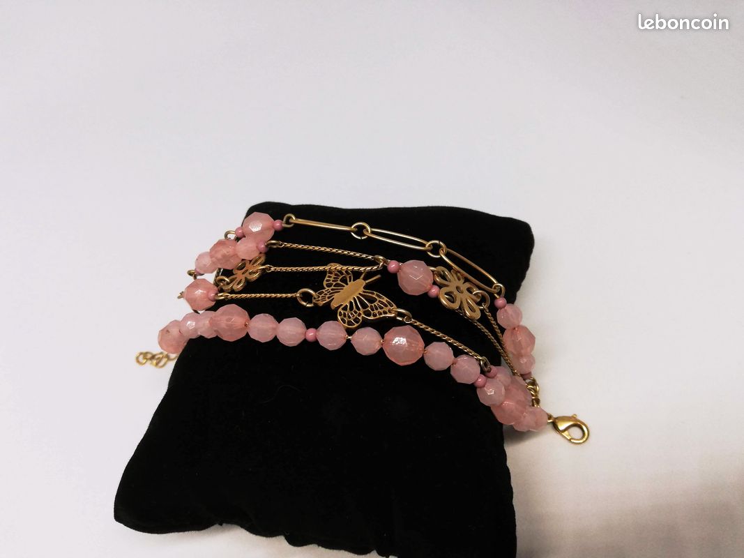 Bracelet chaînes acier doré et cristaux de bohème roses