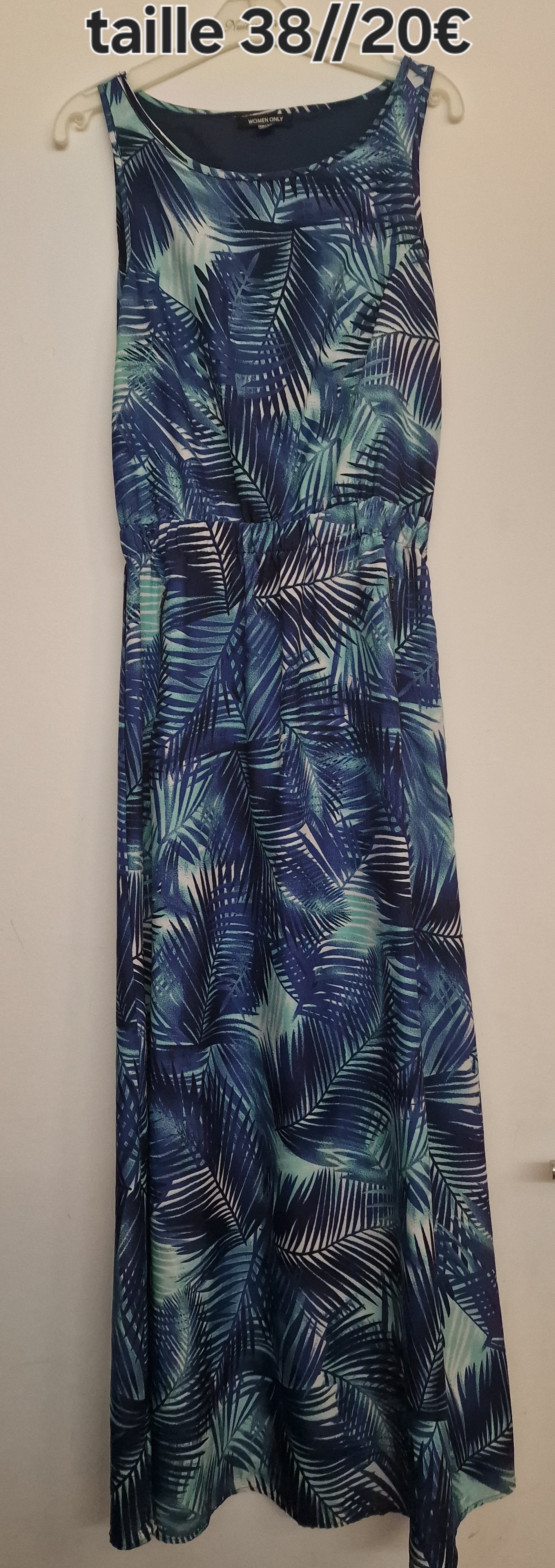 Vend robe taille 38