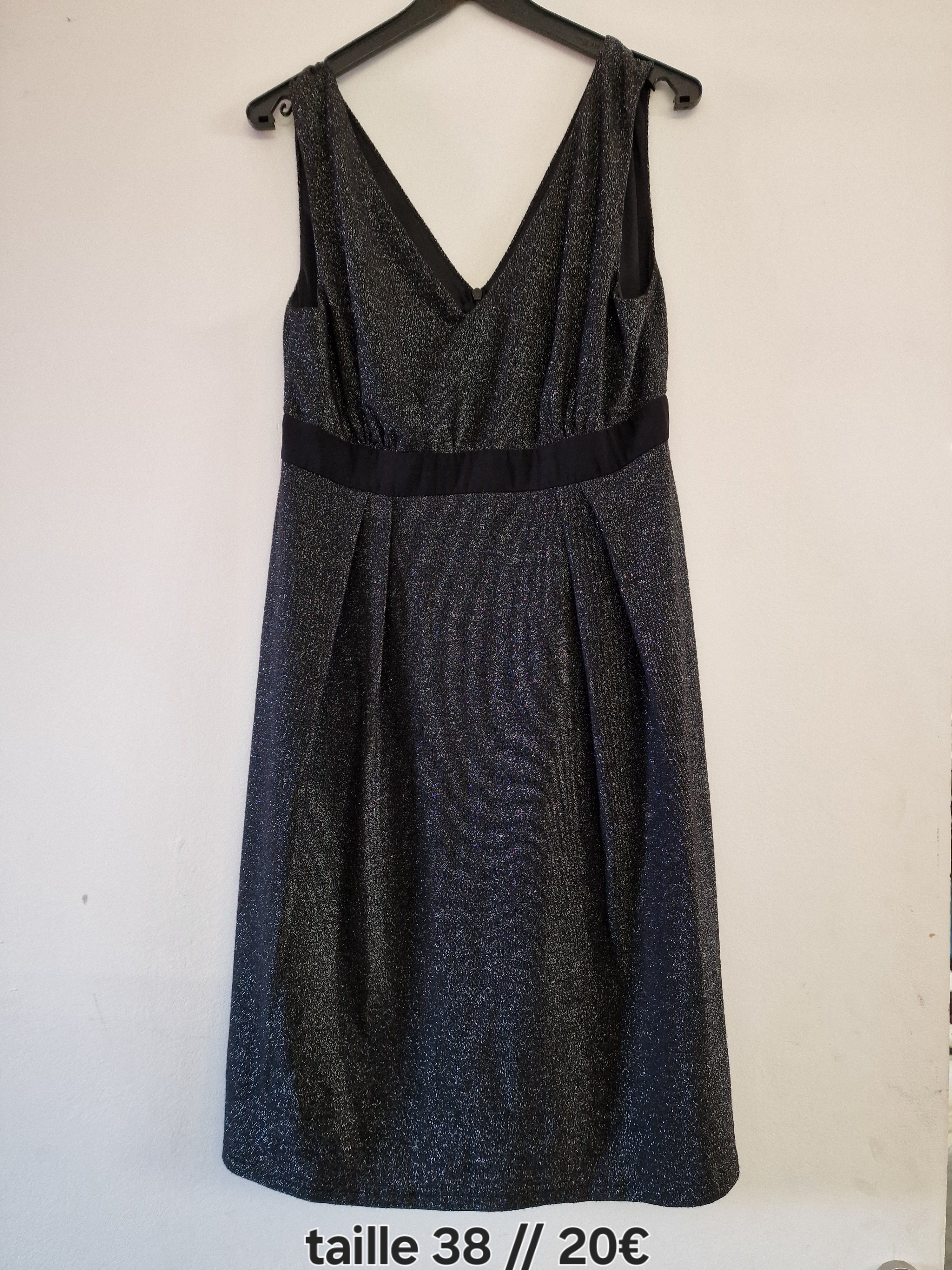 Vend robe taille 38