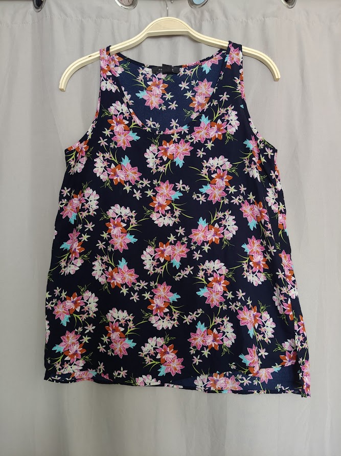 haut blousé sans manche  motif coloré TS/M