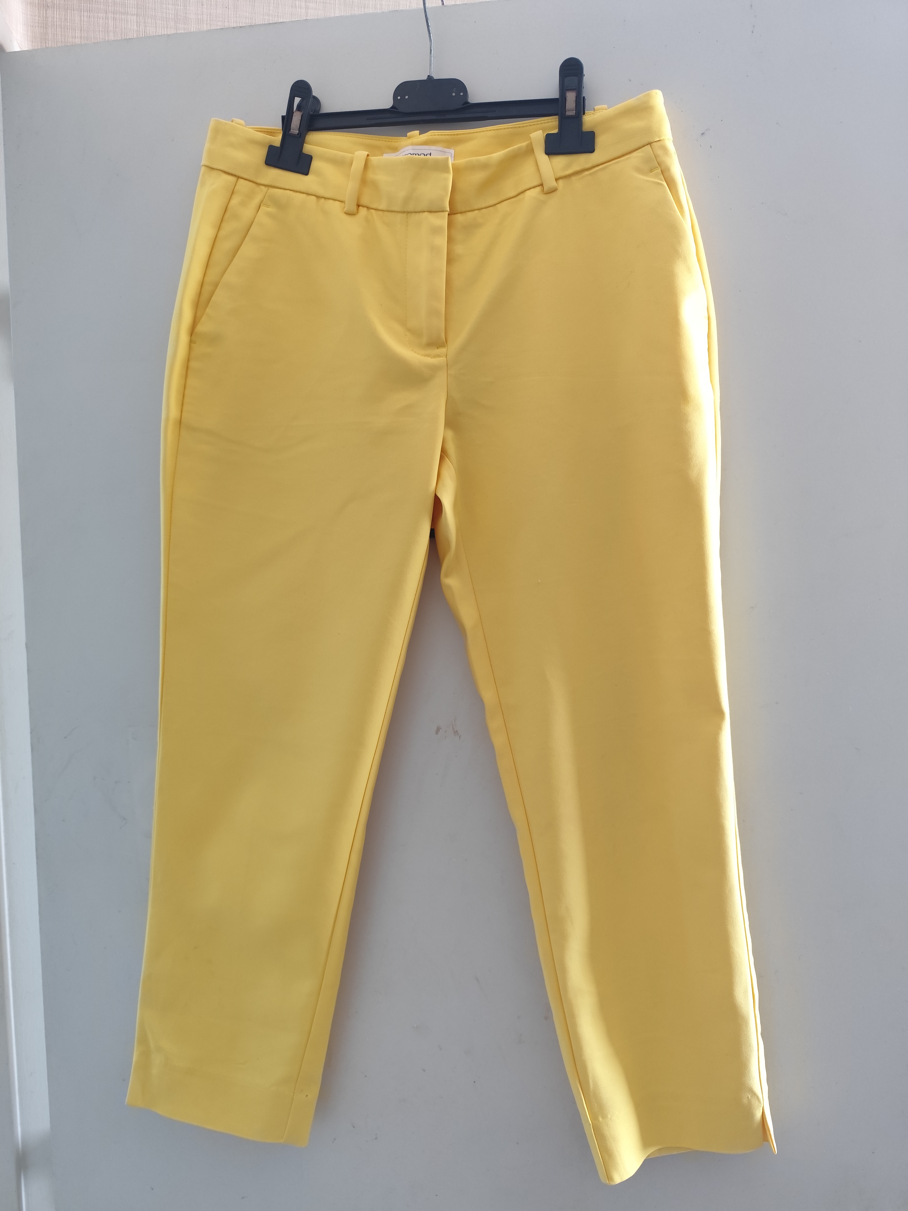 Pantalon jaune
